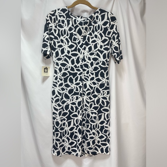 Anne Klein Elegant Slate and light cream floral Patterned Dress women’s size 8 - Picture 16 of 17